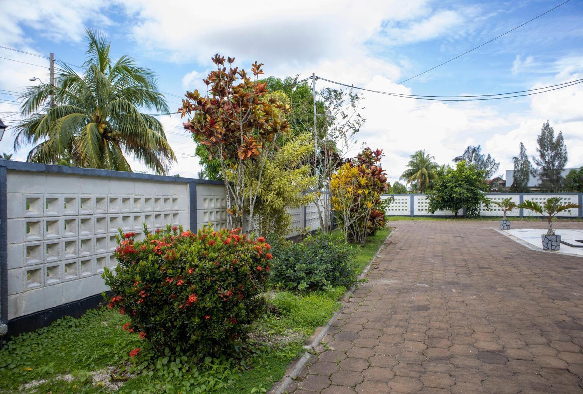 Sabajo Appartement Verhuur Paramaribo Buitenkant foto